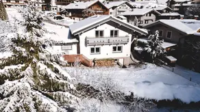 Child-friendly house with pool, garden & terrace | Garden view | Ski nearby | Pets are welcome - Image 2
