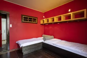 Casa con sauna, jardín y terraza - Image 3