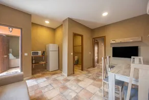 Appartement de vacances avec piscine, jardin et terrasse - Image 4