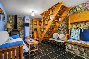 Casa vacacional con jardín y barbacoa | Vistas a la montaña - Image 4