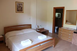 Apartamento con jardín y barbacoa | Vistas al agua - Image 5