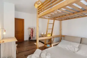 Hera 2 Room with Wi-Fi and Air Conditioning - Image 5