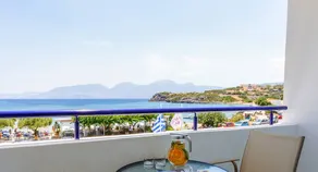 Private room with terrace, pool & garden | Sea view - Image 3