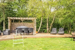 Holiday home with terrace, BBQ & garden - Image 5