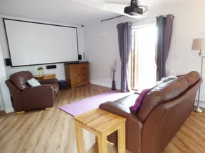 Family-friendly lovely cottage with jacuzzi & garden | Pets allowed - Image 4