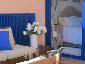 Pleasant flat with garden & pool - Image 4