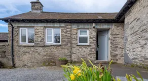 Child-friendly cottage with garden | Pets are welcome - Image 2