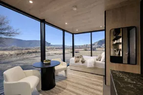 Minimalist Mirror Studio Stay with Red Rock Views near Capitol Reef, Torrey Utah - Image 3