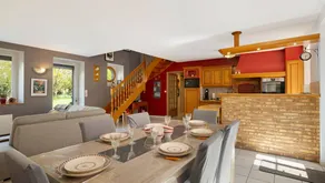 Agréable cottage entièrement équipé avec terrasse, jardin et barbecue | Vue jardin - Image 5
