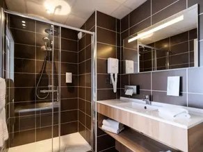 Golden Tulip La Baule Hotel & Residence - Prestige Suite 2 Adults 4 Children - Image 3