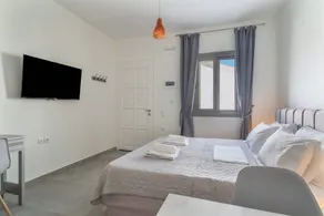 Nice studio with terrace, sauna & heated pool | Garden view | Perfect for remote work | Dogs allowed - Image 4