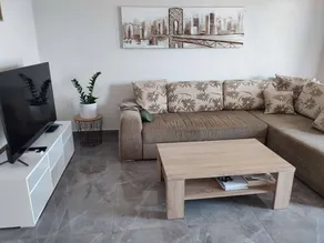 Sea View Apartment Dugi Rat - Image 2