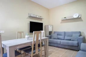 Charmant appartement avec piscine, terrasse et barbecue | Idéal pour le télétravail - Image 2