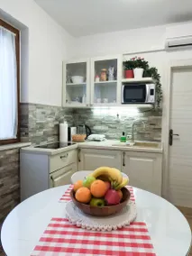 Nice flat with garden & terrace - Image 5