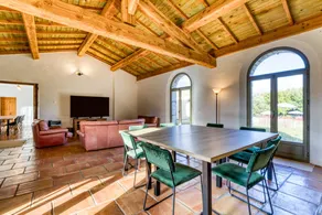 House with garden, heated pool & hot tub | Garden view | Suitable for remote work - Image 5