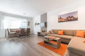 Appartement de vacances avec jardin, terrasse et barbecue | Vue jardin - Image 5