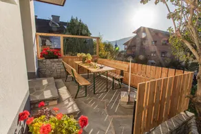 Family-oriented house with garden & terrace - Image 2