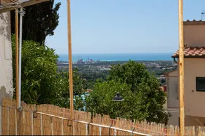 Appartement de vacances avec jardin | Vue ville - Image 3