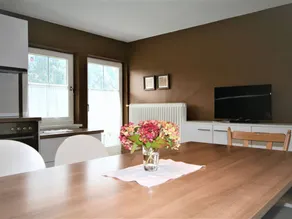 Holiday apartment with garden - Image 3