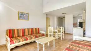 Nice house with terrace & pool | Lake view | Pet-friendly - Image 3