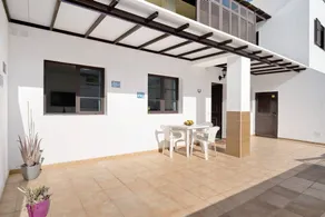 Fully equipped pleasant house with terrace | Beach nearby - Image 3