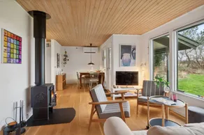 House with terrace, BBQ & garden - Image 3