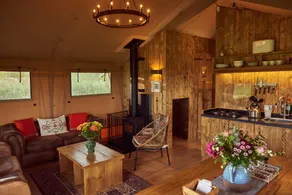 Cottage with garden & barbecue - Image 2