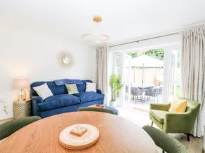 Family-oriented cottage with garden | Beach view | Pet-friendly - Image 2