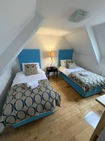 Apartamento apropiado para familias con jardín - Image 5