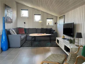Fully equipped pleasant house with barbeque & terrace | Sea view - Image 3