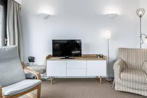 Holiday apartment with terrace & garden - Image 5