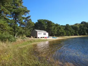 Family-oriented beautiful cottage with barbeque | Water view | Pets allowed - Image 3