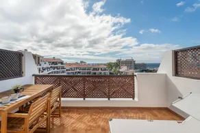 Vacation Apartment 'Oasis Del Sur' with Sea View, Wi-Fi and Air Conditioning - Image 3