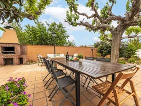 House with private pool, garden & terrace - Image 2