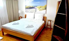 Apartment with garden - Image 2
