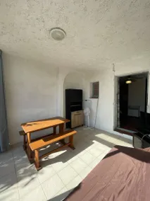 Studio con griglia e terrazza - Image 2