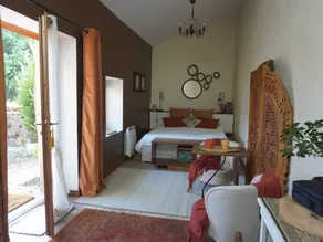 B&B with garden | Garden view - Image 2