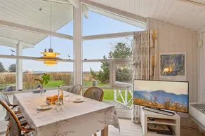 House with terrace, garden & barbeque | Sea view - Image 4