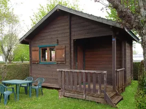 Chalet with terrace - Image 4
