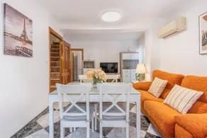 Holiday home with terrace & garden | Mountain view - Image 3