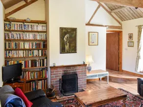 Family-oriented cottage with garden | Pets are welcome - Image 2