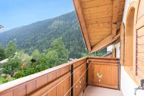 Flat with garden, terrace & BBQ | Mountain view - Image 3