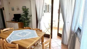 Fully equipped wonderful holiday apartment with garden & barbeque | Close to the beach - Image 2