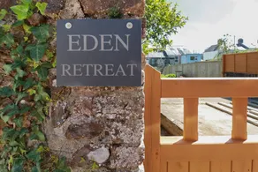 Family-oriented cottage with garden | Beach view | Pet-friendly - Image 2