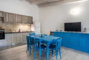 Fully equipped lovely holiday home with terrace & barbeque - Image 4