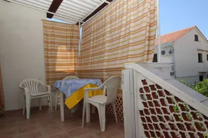 Apartamento vacacional | Vistas al jardín - Image 2