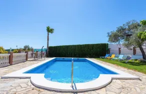 Merveilleuse villa entièrement équipée avec jardin, terrasse et barbecue | Vue mer | Avec animaux admis - Image 2