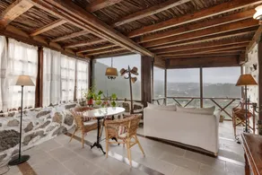 Casa Finca Mirador Bandama Valle with Private Terrace, Jacuzzi, Wi-Fi, and Air Conditioning - Image 3