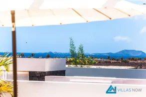 Villa with garden, private pool & terrace - Image 5