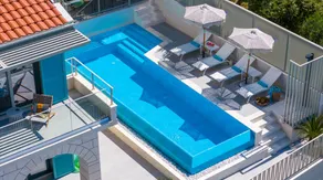 Fully equipped villa with garden, terrace & private pool | Sea view - Image 4